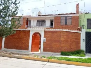Casa Genoveva - El Tambor