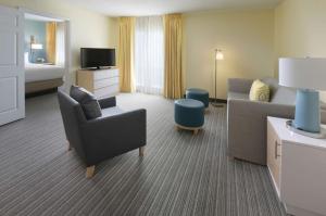 One Bedroom Suite - King room in Sonesta ES Suites Montgomery