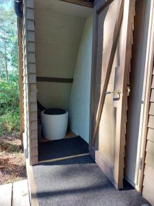 Lumous Forest Hut, Luontovire