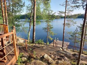 Lumous Forest Hut, Luontovire