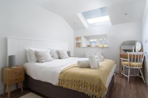 11 Sunday School Court