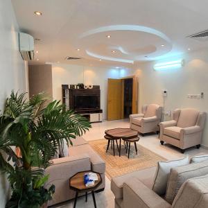 Al Hamra Family Villa فلة الحمراء العائلية