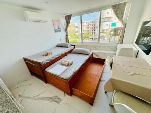 Los Cristianos Must-See Beachfront Apartment, Stunning Views in Tenerife