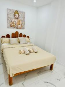 Los Cristianos Must-See Beachfront Apartment, Stunning Views in Tenerife