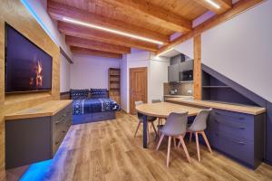 Urlas Apartments, 80m from ski slope, Dog friendly