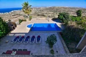 Ta Perelli - Għajn Melel