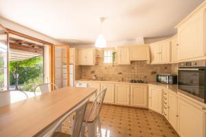 Maisons de vacances Villa Lou Pitchoun entre Les Alpilles et Avignon : photos des chambres