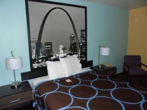 King Room - Non-Smoking room in Super 8 by Wyndham Okawville