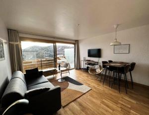 Résidence Helios - APPARTEMENT ALPE DHUEZ ROUTE DU COULET CENTRE STATION MAE-2101