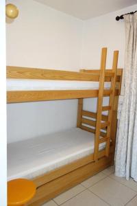 Résidence Helios - APPARTEMENT ALPE DHUEZ ROUTE DU COULET CENTRE STATION MAE-2101