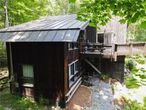 Perfect secluded 3 bedroom cozy getaway home Hawk Landing