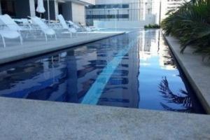 Quarto e Sala para 4 ao lado do Salvador Shopping