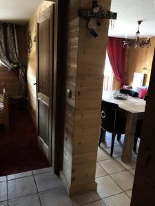 Chalet Alpina - APPARTEMENT ALPE DHUEZ HAUT DE STATION MAE-2661