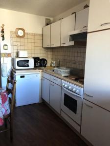 Résidence 4 Soleils - APPARTEMENT 2 PIECES + COIN MONTAGNE-ECLOSE EST MAE-3011