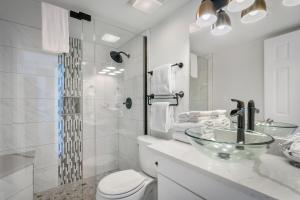 Lei Lani 703 by Vacation Homes Collection