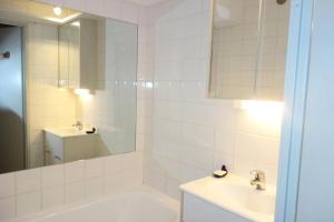 Résidence 4 Soleils - APPARTEMENT 2 PIECES + COIN MONTAGNE-ECLOSE EST MAE-3281