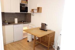 Résidence 4 Soleils - APPARTEMENT 2 PIECES + COIN MONTAGNE-ECLOSE EST MAE-3281