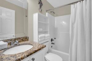 Tradewinds 1303 by Vacation Homes Collection