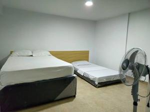 Denier House Guabinal 203