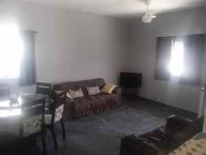 Casa linda recém reformada