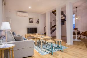 Duplex Apartment room in Slow Suites Luchana