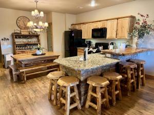 Lodge Style Condo B-8