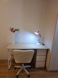 TWIN LAKES TAGAYTAY BELVEDERE condo apartment with Over-looking