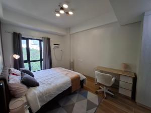 TWIN LAKES TAGAYTAY BELVEDERE condo apartment with Over-looking