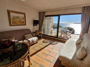 Appartement 2 pièces avec vue mer et garage à Sainte-Maxime - FR-1-780-71