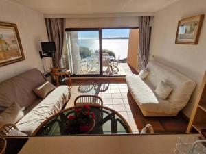 Appartement 2 pièces avec vue mer et garage à Sainte-Maxime - FR-1-780-71