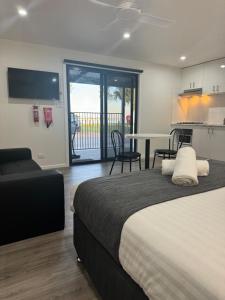 Lake Boga Caravan Park