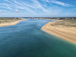 Appartements Etel - Appt. moderne 2 pieces, Wifi & parking, a 700m de la plage - FR-1-479-171 : photos des chambres