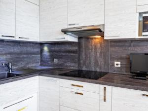 Studio cosy 4 pers, balcon sud, à 30m des cours ESF - FR-1-807-101