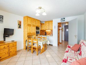 Studio moderne 4 pers, proche des pistes - FR-1-807-97