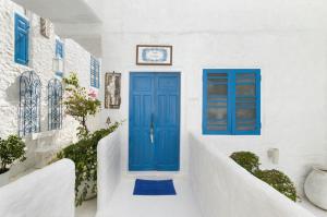Seaside private villa Talalla Blue