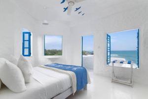 Seaside private villa Talalla Blue