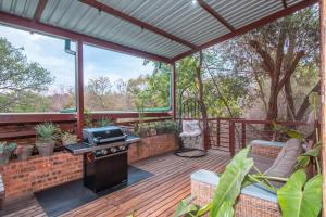 Bushbaby Cottage in Hartbeespoort