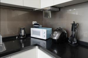 Gangnam Apartment 100m 3 Bedrooms 2 Private Bathrooms M CEO Residence 1 Minute to COEX Fully Furnished 3Bdr 2Bath