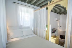 Marouli Traditional Villa