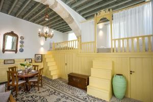 Marouli Traditional Villa