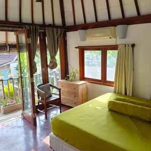 Wooden villa pererenan canggu