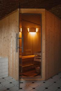 Folwark Wielka Wieś - Pałac pod Dębem