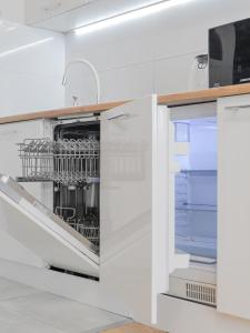 Andersena 190 A - 12 piętro - 10 min CMKP - 5 min Metro - 15 min Centrum