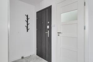 Andersena 190 A - 12 piętro - 10 min CMKP - 5 min Metro - 15 min Centrum