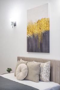 Deluxe & Cozy Central Located Joseph Boulevard Apartment