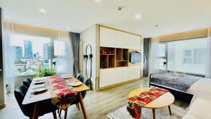 Lam house