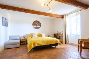 B&B / Chambres d'hotes LE MAS DES FLANERAIES : photos des chambres