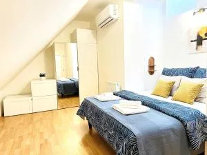 Melly Rooftop Apartment - Pelc Tyrolca