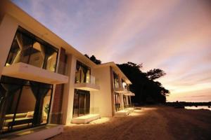Dolphin Bay Island Resort 海豚岛
