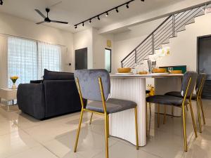 Corner House Puchong 18 pax BBQ Kid Friendly